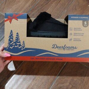 NWT Dearfoam S 5 6 black slippers